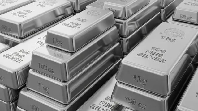 Harga Perak per Gram Antam dan Global Terus Merangkak Naik